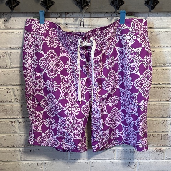 Kanu Surf Purple and White Women's Floral Board shorts Size 14 - Picture 1 of 7